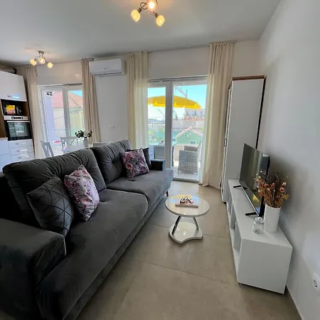 Wild Rose Apartman *