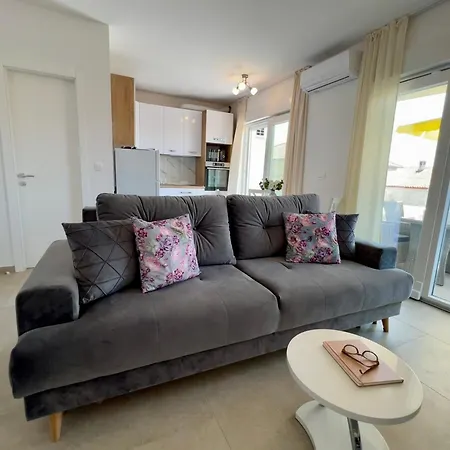 Wild Rose Apartament