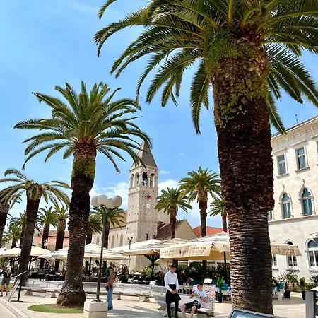 Wild Rose Apartman Trogir