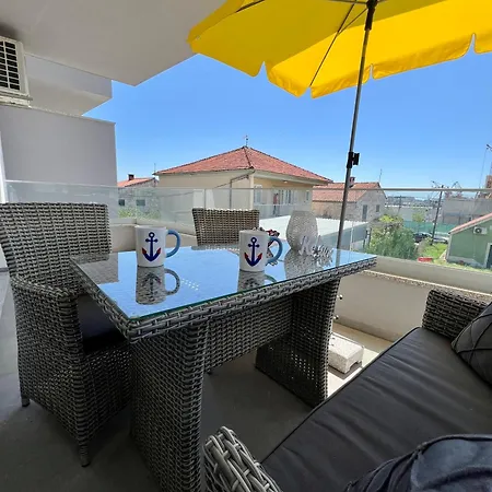 Wild Rose Apartament *